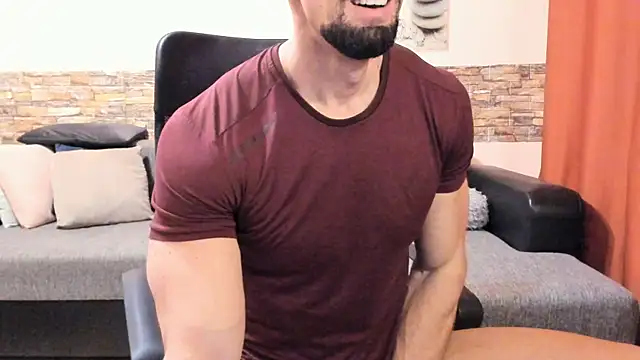 Snapshot of HotHunkTrainer chatting on December 2, 2025, 8:49 am HotHunkTrainer online show from December 2, 2025, 8:49 am