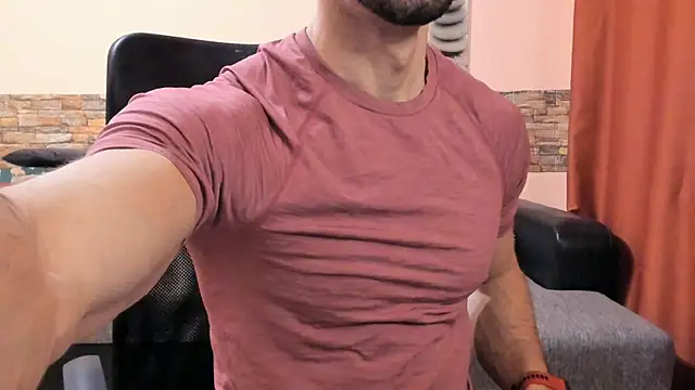 HotHunkTrainer online show from February 28, 2026, 8:58 am