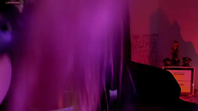 Snapshot of Foxy_Slave chatting on January 8, 2026, 9:59 am Foxy Slave online show from January 8, 2026, 9:59 am