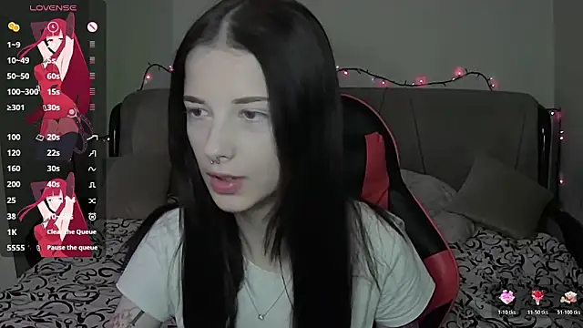 Snapshot of Miya_Dream_UKR chatting on December 4, 2025, 3:00 pm Miya Dream UKR online show from December 4, 2025, 3:00 pm