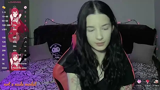 Snapshot of Miya_Dream_UKR chatting on January 18, 2026, 6:11 pm Miya Dream UKR online show from January 18, 2026, 6:11 pm