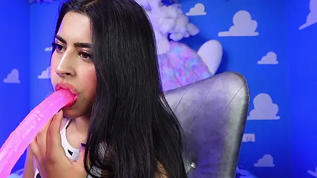 Snapshot of miss_romyna chatting on June 16, 2026, 11:10 am miss romyna online show from June 16, 2026, 11:10 am