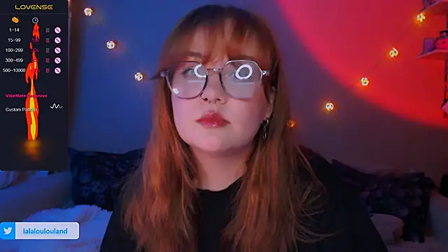 Snapshot of lala_loulou_land chatting on September 21, 2025, 8:14 pm lala loulou land online show from September 21, 2025, 8:14 pm