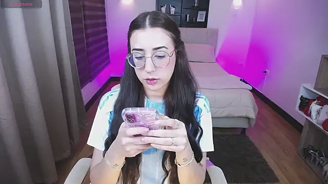 Snapshot of Imkitty-Horny chatting on November 13, 2025, 3:43 am Imkitty-Horny online show from November 13, 2025, 3:43 am