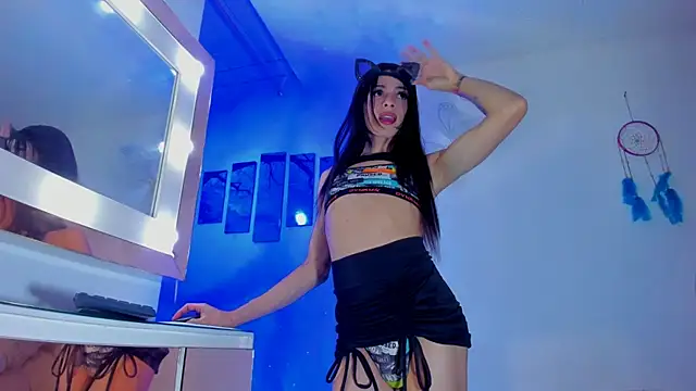 Snapshot of emperatrizhotwolf chatting on January 12, 2025, 8:03 pm emperatrizhotwolf online show from January 12, 2025, 8:03 pm