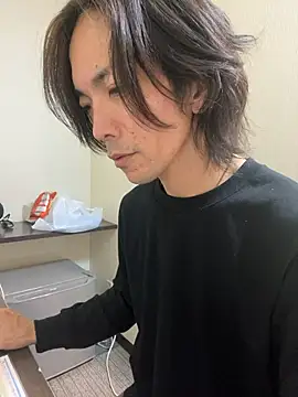 Katakuriko-Denpun online show from November 26, 2025, 8:03 am