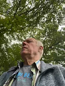 Snapshot of martxxxxx chatting on May 21, 2026, 7:28 am martxxxxx online show from May 21, 2026, 7:28 am