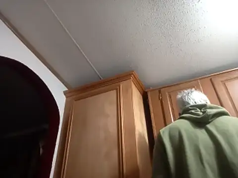 Xoc8  online show from February 16, 2026, 5:11 pm