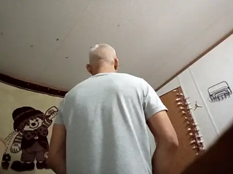 Xoc8  online show from November 29, 2025, 2:01 am