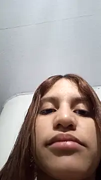 AnthonelaDuque online show from November 14, 2025, 11:36 am