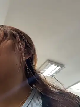 AnthonelaDuque online show from February 13, 2026, 11:32 am