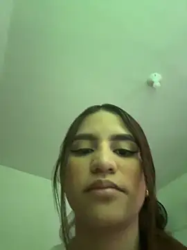 AnthonelaDuque online show from February 14, 2026, 11:54 am