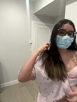 jAsMinE678 online show from April 8, 2026, 10:50 am