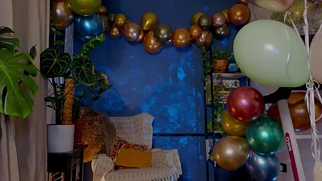 Snapshot of _lightmyfire chatting on November 7, 2025, 3:38 pm lightmyfire online show from November 7, 2025, 3:38 pm