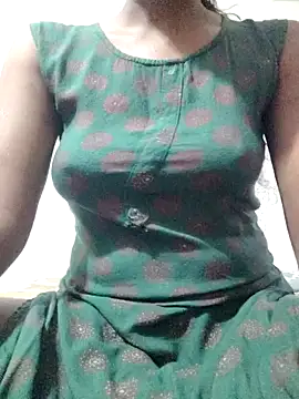 rituporna2004 online show from February 22, 2025, 4:07 am