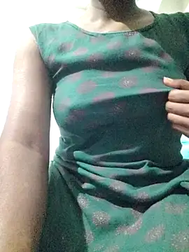 Snapshot of rituporna2004 chatting on December 22, 2025, 2:28 pm rituporna2004 online show from December 22, 2025, 2:28 pm