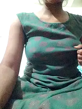 Snapshot of rituporna2004 chatting on January 15, 2026, 3:59 pm rituporna2004 online show from January 15, 2026, 3:59 pm