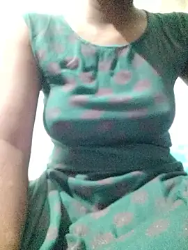 Snapshot of rituporna2004 chatting on January 11, 2026, 3:35 am rituporna2004 online show from January 11, 2026, 3:35 am