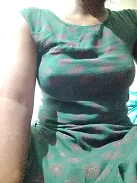 Snapshot of rituporna2004 chatting on January 9, 2026, 2:24 pm rituporna2004 online show from January 9, 2026, 2:24 pm