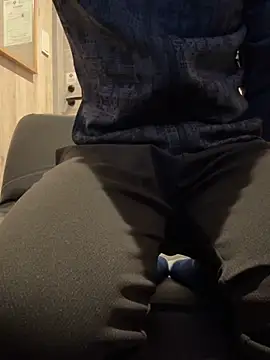 Snapshot of matu050556 chatting on February 20, 2026, 10:39 am matu050556 online show from February 20, 2026, 10:39 am