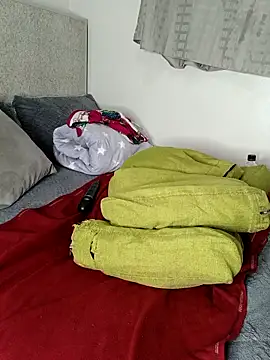 Snapshot of Babez_show chatting on December 18, 2025, 6:12 pm Babez show online show from December 18, 2025, 6:12 pm