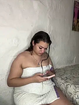 Snapshot of GemaGranadoss chatting on March 26, 2026, 11:02 pm GemaGranadoss online show from March 26, 2026, 11:02 pm