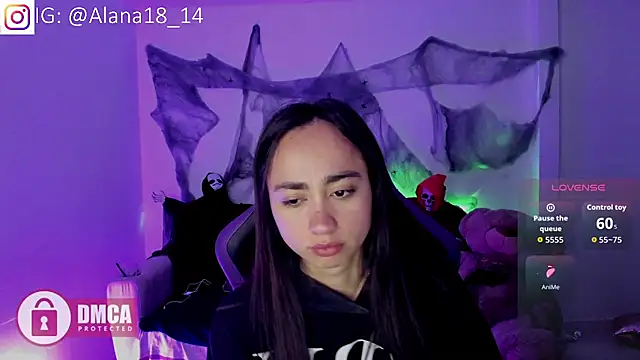 Snapshot of Alana_Pherson chatting on October 29, 2025, 7:40 am Alana Pherson online show from October 29, 2025, 7:40 am