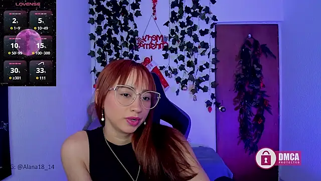 Snapshot of Alana_Pherson chatting on December 29, 2024, 5:42 am Alana Pherson online show from December 29, 2024, 5:42 am