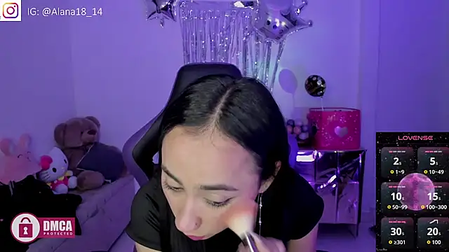 Snapshot of Alana_Pherson chatting on September 14, 2025, 4:57 am Alana Pherson online show from September 14, 2025, 4:57 am