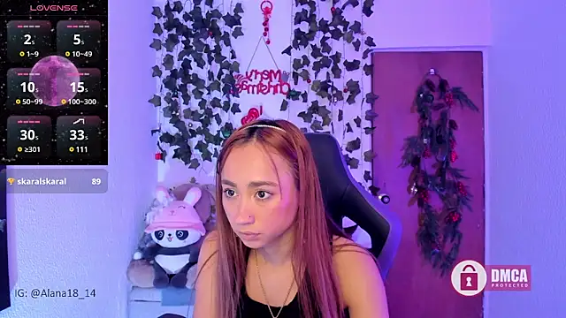 Snapshot of Alana_Pherson chatting on December 14, 2024, 7:07 am Alana Pherson online show from December 14, 2024, 7:07 am