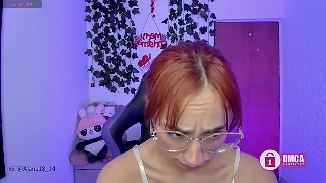 Snapshot of Alana_Pherson chatting on January 5, 2025, 7:07 am Alana Pherson online show from January 5, 2025, 7:07 am