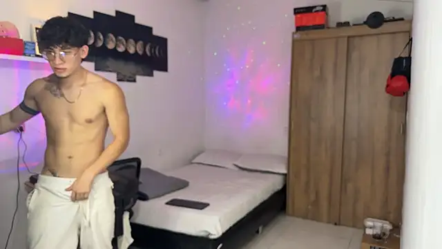 Kisan Smith online show from November 9, 2025, 1:20 am