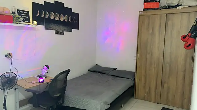 Kisan Smith online show from October 25, 2025, 2:55 am