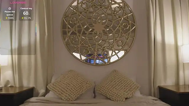 Snapshot of Antonellaparis_ chatting on November 7, 2025, 2:38 am Antonellaparis online show from November 7, 2025, 2:38 am