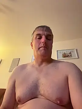 Fatbigtitsmarc online show from November 17, 2025, 1:20 am