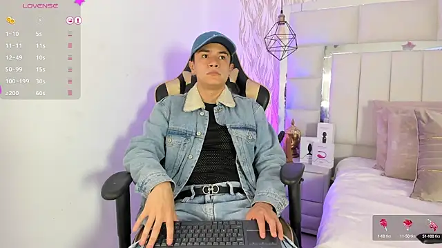 Snapshot of 1m_Joel chatting on February 5, 2025, 3:45 am 1m Joel online show from February 5, 2025, 3:45 am