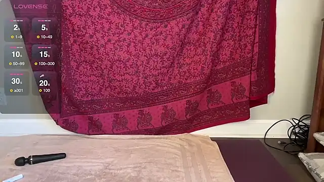 GlitterKitty108 online show from November 24, 2025, 2:06 pm