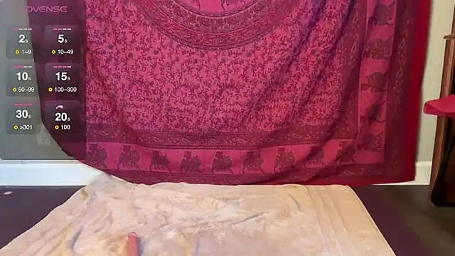 GlitterKitty108 online show from November 1, 2025, 1:27 pm