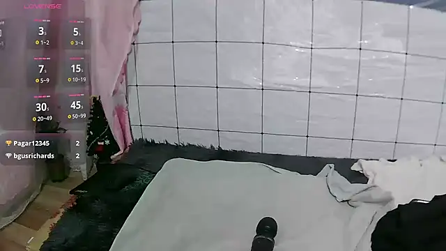 Snapshot of Stumpy_Governor chatting on November 11, 2025, 10:15 pm Stumpy Governor online show from November 11, 2025, 10:15 pm