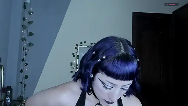 Snapshot of BlueBerry____ chatting on October 29, 2025, 11:47 pm BlueBerry     online show from October 29, 2025, 11:47 pm