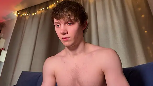 Snapshot of David_Keler chatting on February 6, 2025, 1:21 pm David Keler online show from February 6, 2025, 1:21 pm