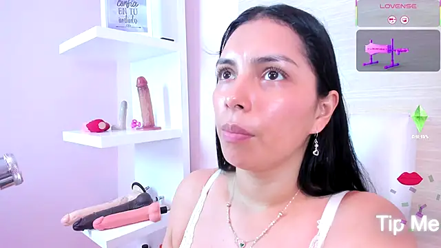 evelinn belen online show from October 4, 2025, 4:08 pm