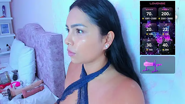 Snapshot of evelinn_belen chatting on May 23, 2026, 12:59 pm evelinn belen online show from May 23, 2026, 12:59 pm