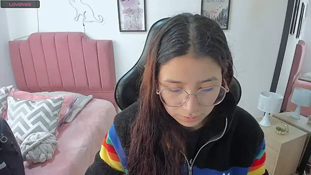 Snapshot of Amy_joones chatting on December 3, 2025, 12:59 pm Amy joones online show from December 3, 2025, 12:59 pm