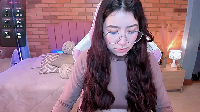 Snapshot of Amy_joones chatting on May 20, 2026, 11:29 am Amy joones online show from May 20, 2026, 11:29 am