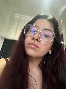 Snapshot of Amy_joones chatting on May 18, 2026, 4:12 pm Amy joones online show from May 18, 2026, 4:12 pm