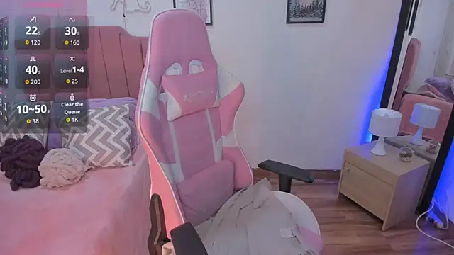 Snapshot of Amy_joones chatting on November 17, 2025, 1:37 pm Amy joones online show from November 17, 2025, 1:37 pm