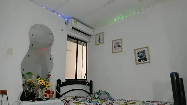 Snapshot of engelldior chatting on June 1, 2026, 8:08 pm engelldior online show from June 1, 2026, 8:08 pm