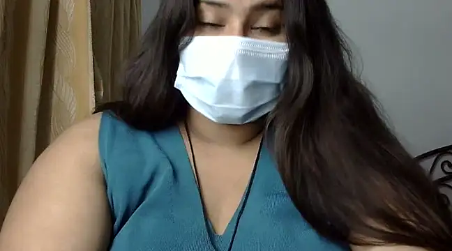 Snapshot of cutelady65 chatting on March 10, 2025, 5:18 pm cutelady65 online show from March 10, 2025, 5:18 pm