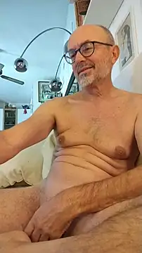 MadProfessor online show from November 12, 2025, 1:48 pm